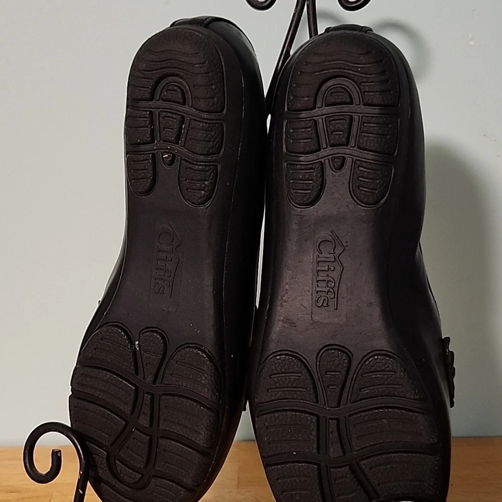 Cliffs Loafers Size 7M NWOB (29) - Picture 4 of 5